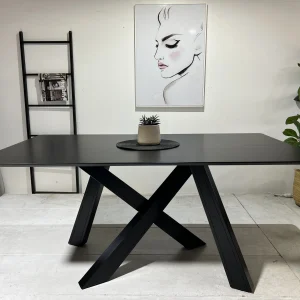 New Jersey Dining Table in Black