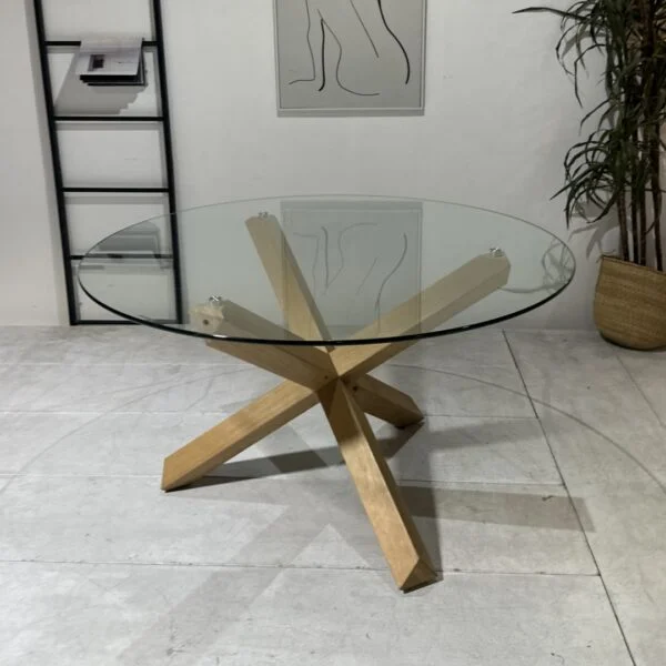Ryan –  Dining Table With Natural Wooden Legs And Glass Top