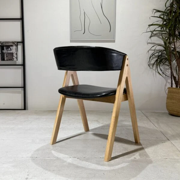 Nicole - Dining Chair, Black PU and Natural Legs – view 4