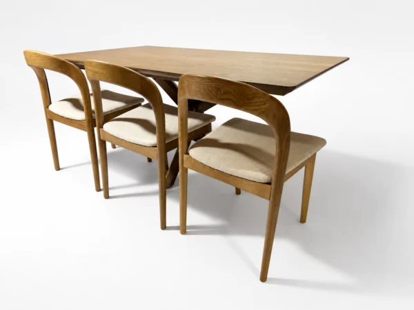 Stockholm – 7 PCE | Dining Set | Walnut Dining table with Handmade Oak chairs