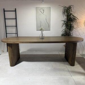 Capri - Dining Table | Walnut